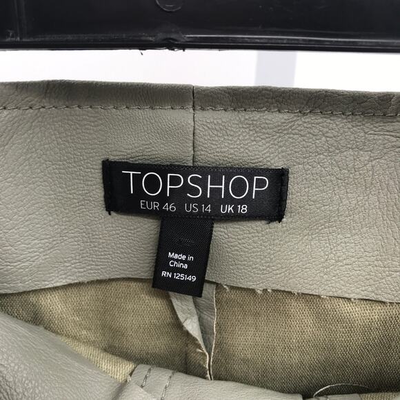 Topshop Green Coated Button Front Tie Waist Shorts - Picture 5 of 8